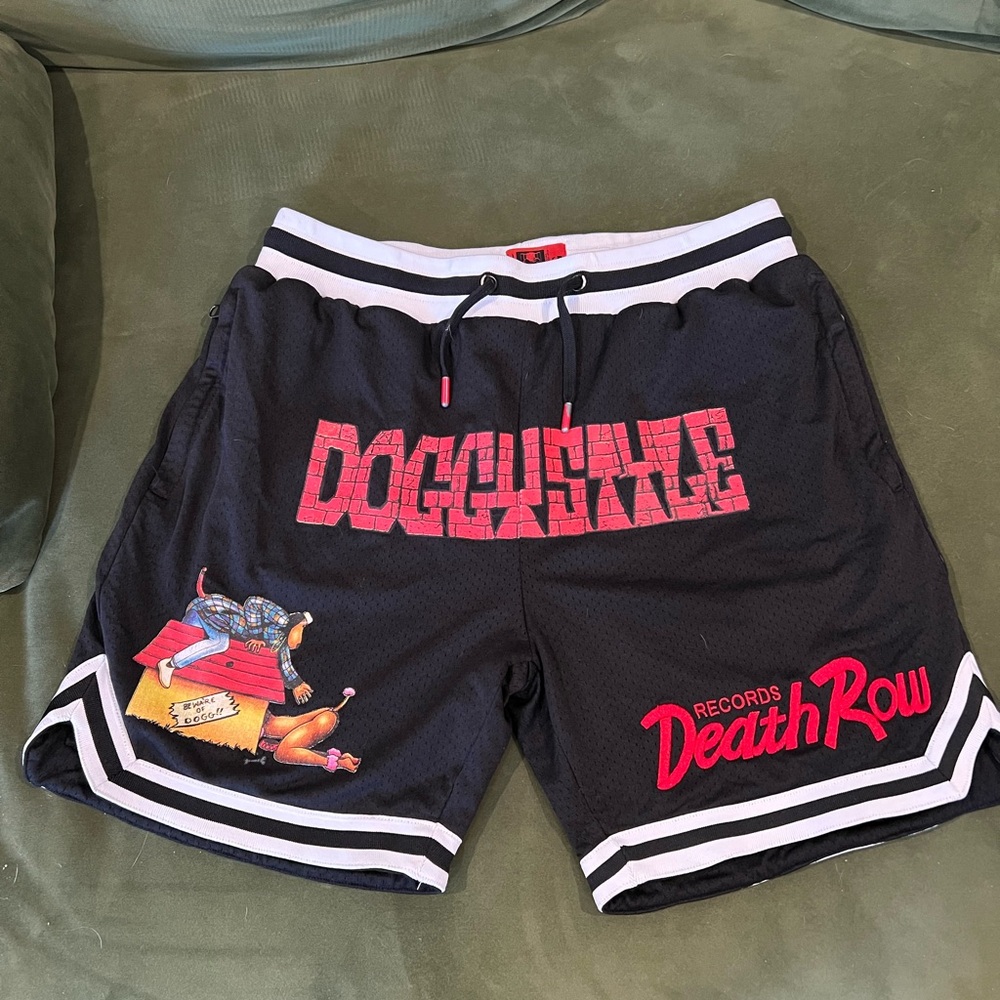 Vintage Death Row Records Doghouse Men's Black Shorts